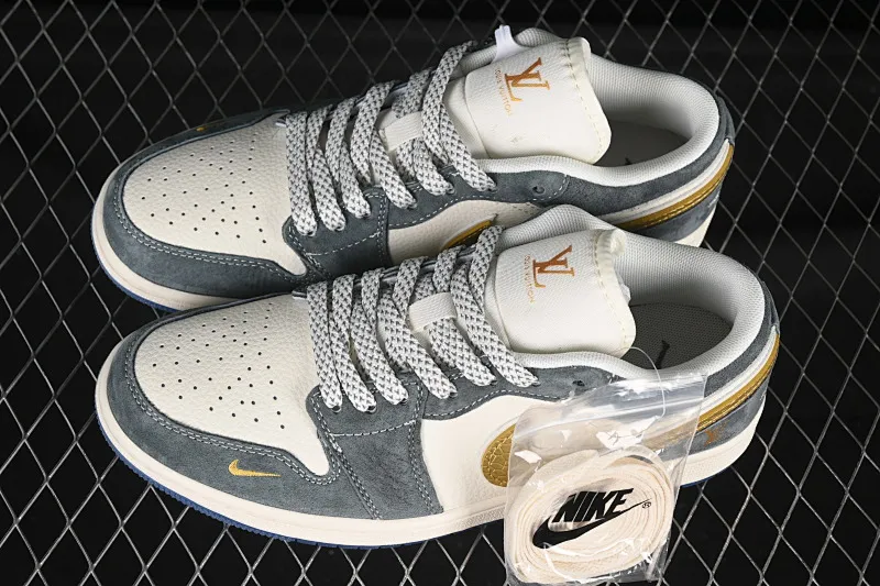All categories Air Jordan Jordan series basketball shoes Air Jordan 1 Low high-end customized low-top sneakers Air Jordan 1 Low AJ1 Joe 1 LV joint gold hook snake scale high-end customized low-top retro basketball shoes XX3168-167